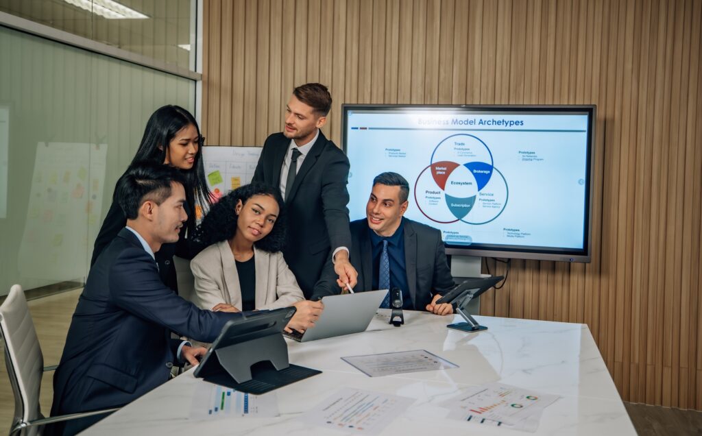 SEO-management-flying-v-group