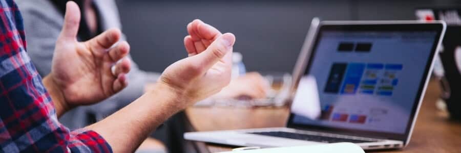 Should Web Developers and SEO's Work Together? A Real Life Story. 4 real seo discussion between agency developer